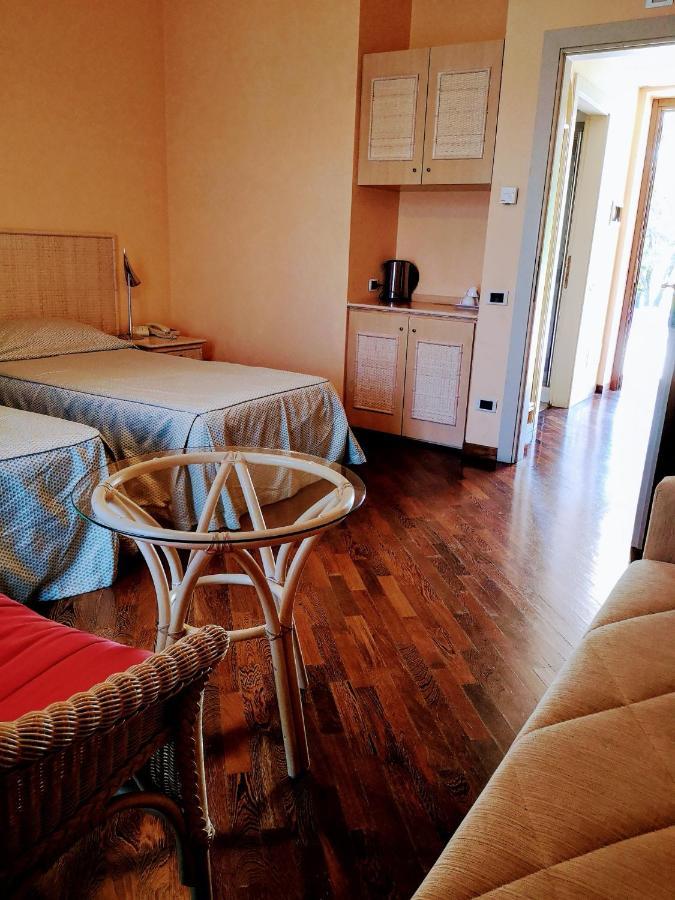 Hotel Serravalle Golf 4*