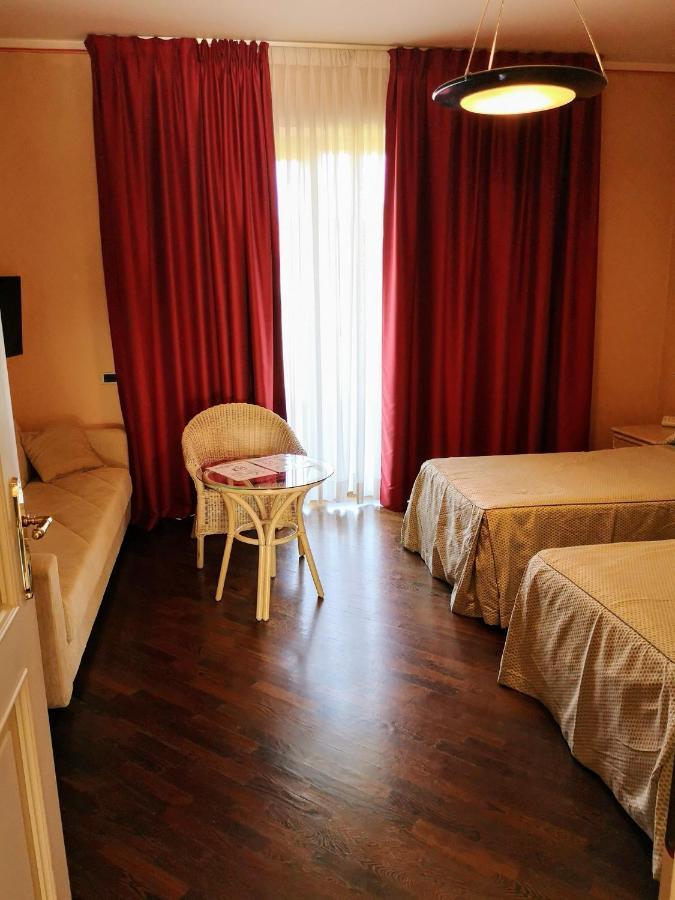 Serravalle Golf 4*